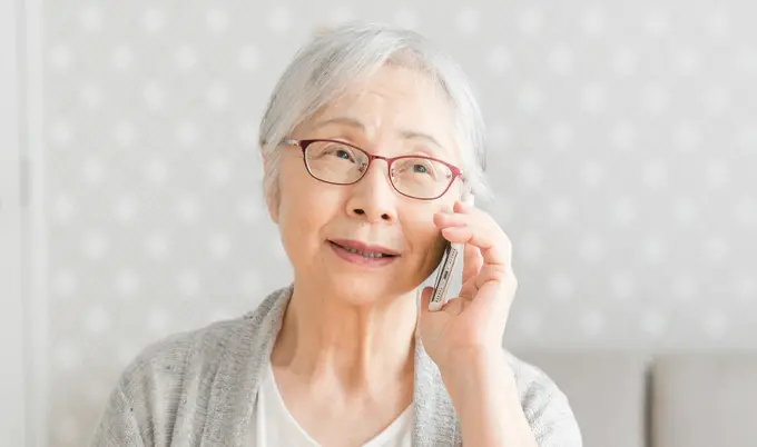 まずは無料の電話相談を
